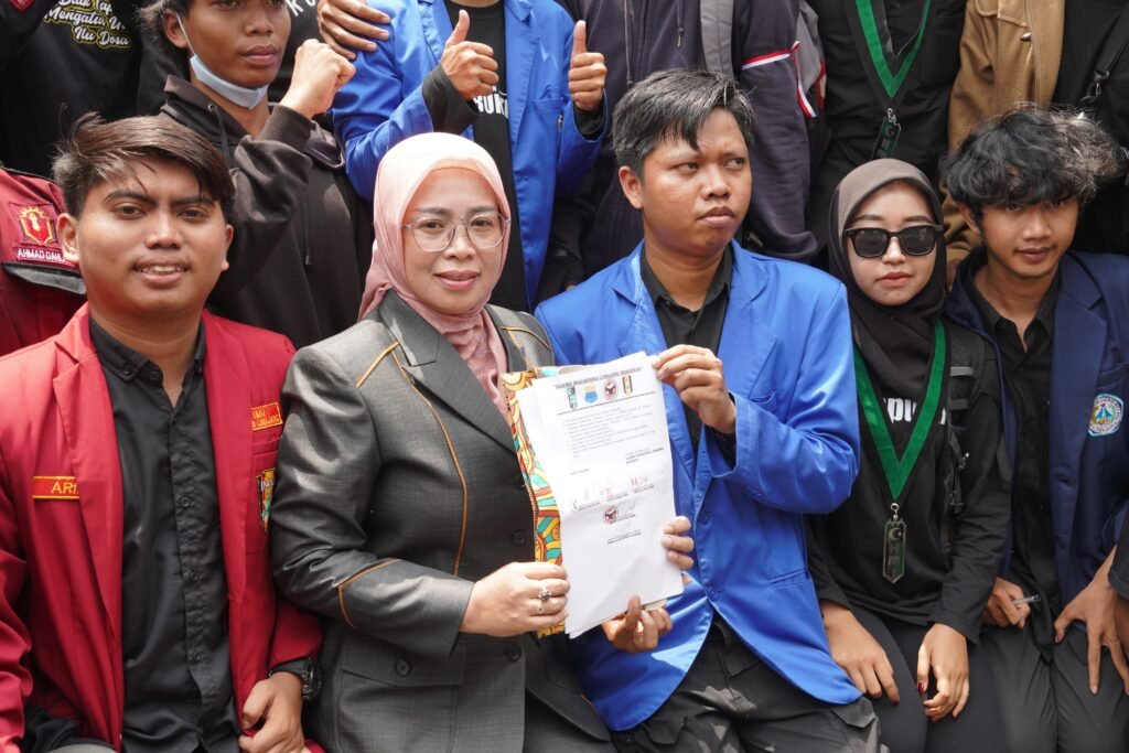 Mahasiswa Lumajang Gelar Aksi Damai, Suarakan Aspirasi Soal Revisi UU TNI