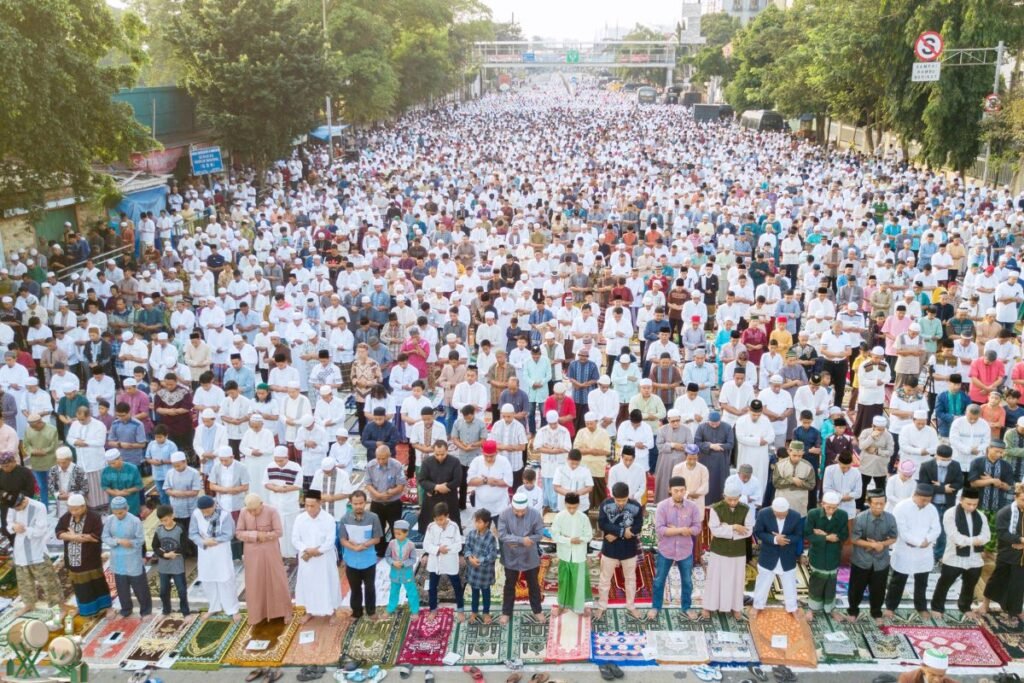Tata Cara Sholat Idul Fitri, Lengkap!