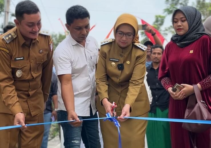 Bupati Lumajang Resmikan Jembatan Kalibanter - Jabaan