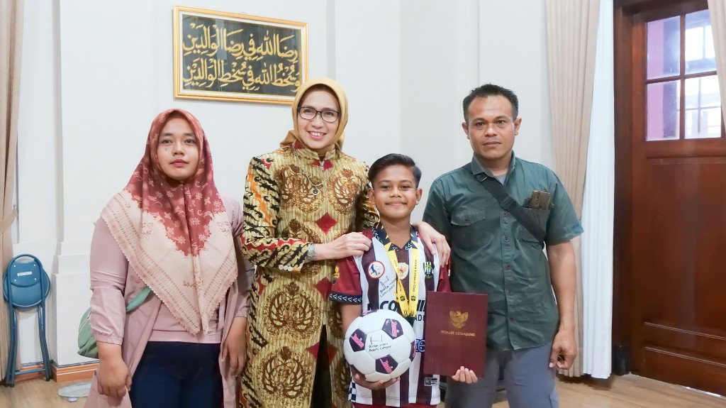 Bupati Lumajang Apresiasi Prestasi Internasional Siswa SD Tempeh Lor 1