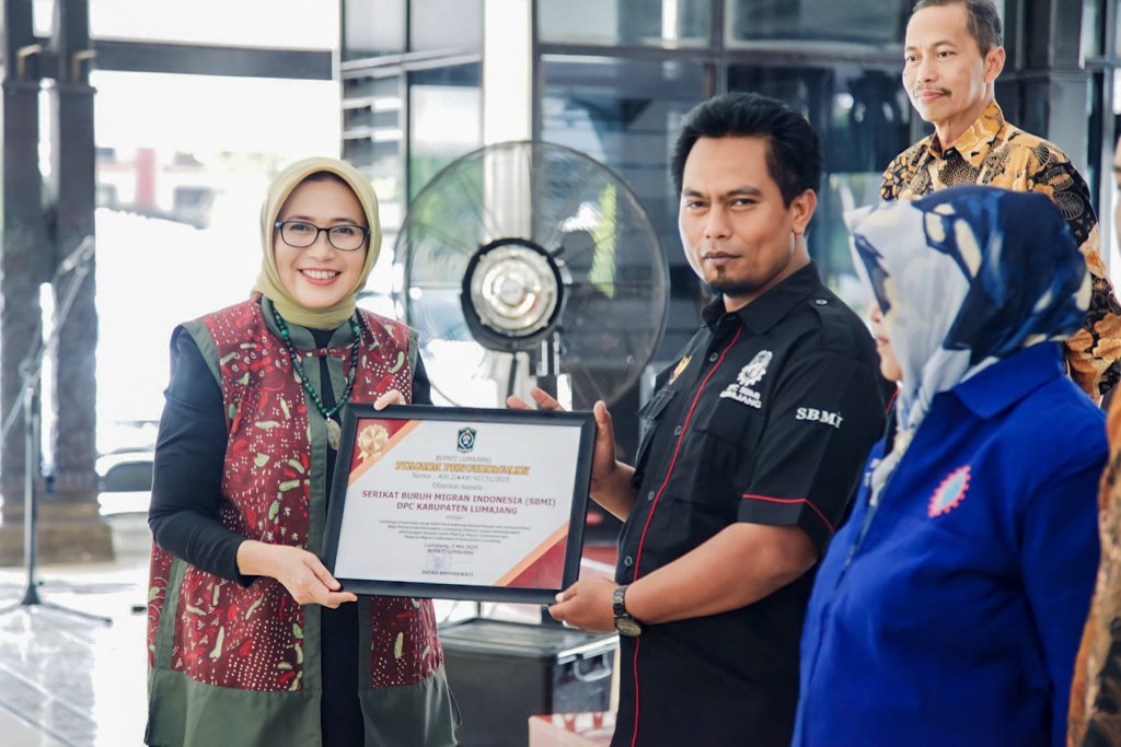 Hari Buruh, Bupati Lumajang Minta Kades Data Pekerja Migran