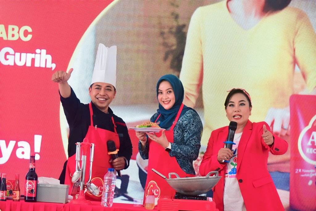 Ibu-Ibu Lumajang Unjuk Gigi! Akademi ABC 2025 Resmi Dibuka