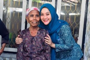Kunjungi Posyandu Lansia Pandanwangi, Ketua PKK Lumajang Dorong Layanan Merata