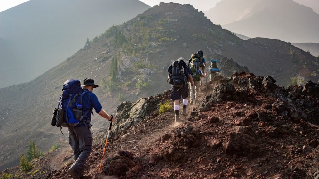 Tips Pendaki Pemula untuk Kamu yang Mau Naik Gunung di Indonesia