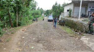 Bupati Lumajang Kucurkan Rp2,4 Miliar untuk Perbaikan Jalan Rusak di Ranuwurung