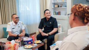 Fase ketiga program ini akan menitikberatkan pada penguatan kurikulum dan asesmen, peningkatan kualitas pengajaran keterampilan dasar, kepemimpinan pendidikan, serta mendorong kesetaraan gender, inklusi sosial, disabilitas, dan perubahan iklim dalam sistem pendidikan.