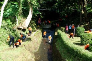 Pemkab Lumajang Gelar Kerja Bakti Irigasi, Perkuat Gotong Royong Petani