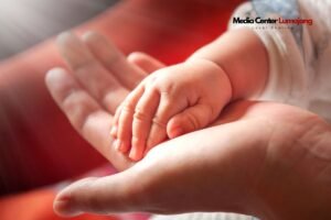 Kisah Haru Jemaah Haji Asal Lumajang: Lahirkan Bayi di Tanah Suci