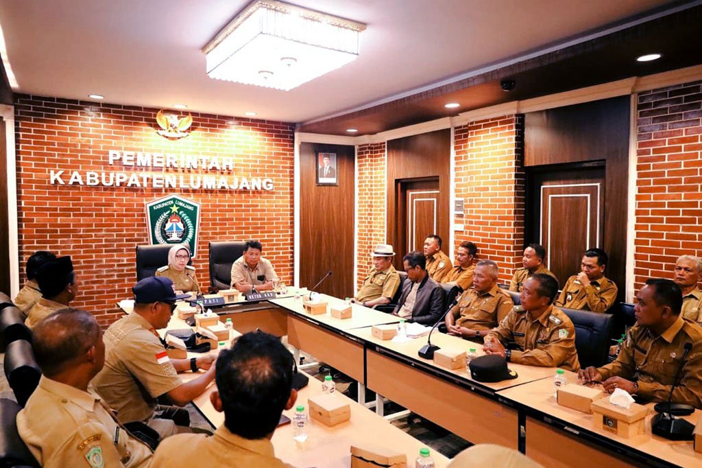 Bupati Lumajang Dorong Sekolah Gelar Study Tour di Desa Wisata