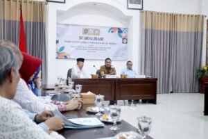 Pemkab Lumajang Dorong Pembentukan Komda Lansia dan Karang Werda di Desa