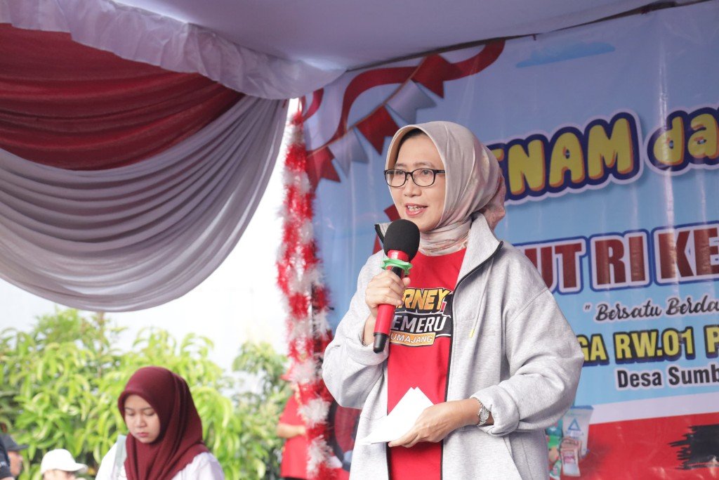 Bupati Lumajang Ajak Warga Perkuat Siskamling Saat Meriahkan HUT ke-80 RI