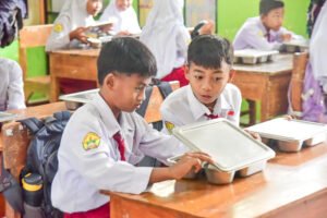 Bunda Indah Sebut Pemerintah Akan Selalu Mendengar Masukan soal MBG