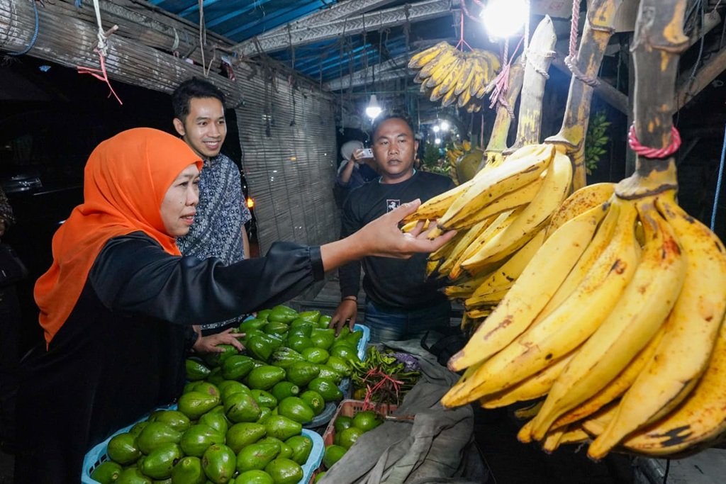 Khofifah Borong Pisang, Branding Lumajang sebagai Kota Pisang Makin Kuat