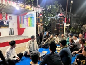 Patroli Malam di Rowokangkung, Mas Yudha Tekankan Pentingnya Poskamling