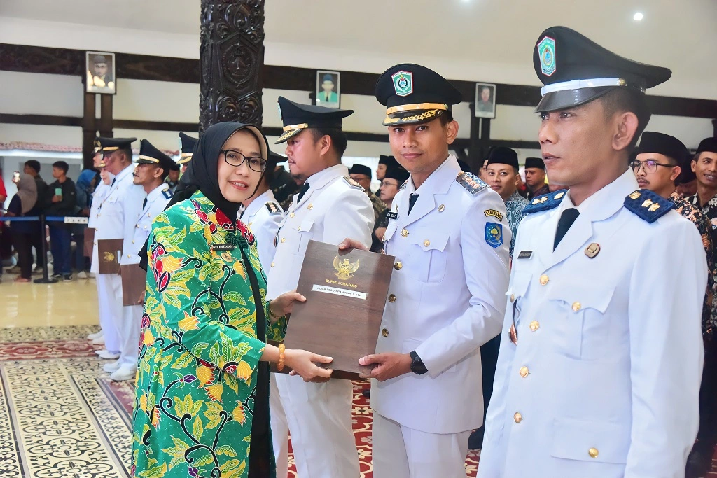 Bupati Lumajang Ingatkan Pejabat untuk Rendah Hati: "Tundukkan Pandanganmu!"
