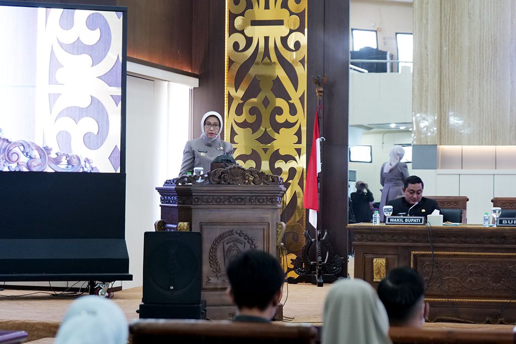 Bupati Lumajang Tekankan Kebijakan Keuangan Daerah Berlandaskan Pancasila dan Semangat TNI