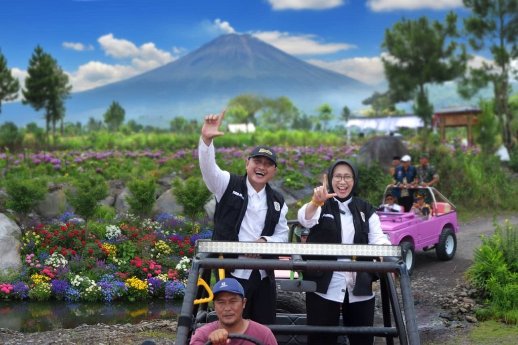 Taman Bunga Puspa Adi Warna, Pesona Baru di Lereng Semeru Resmi Dibuka