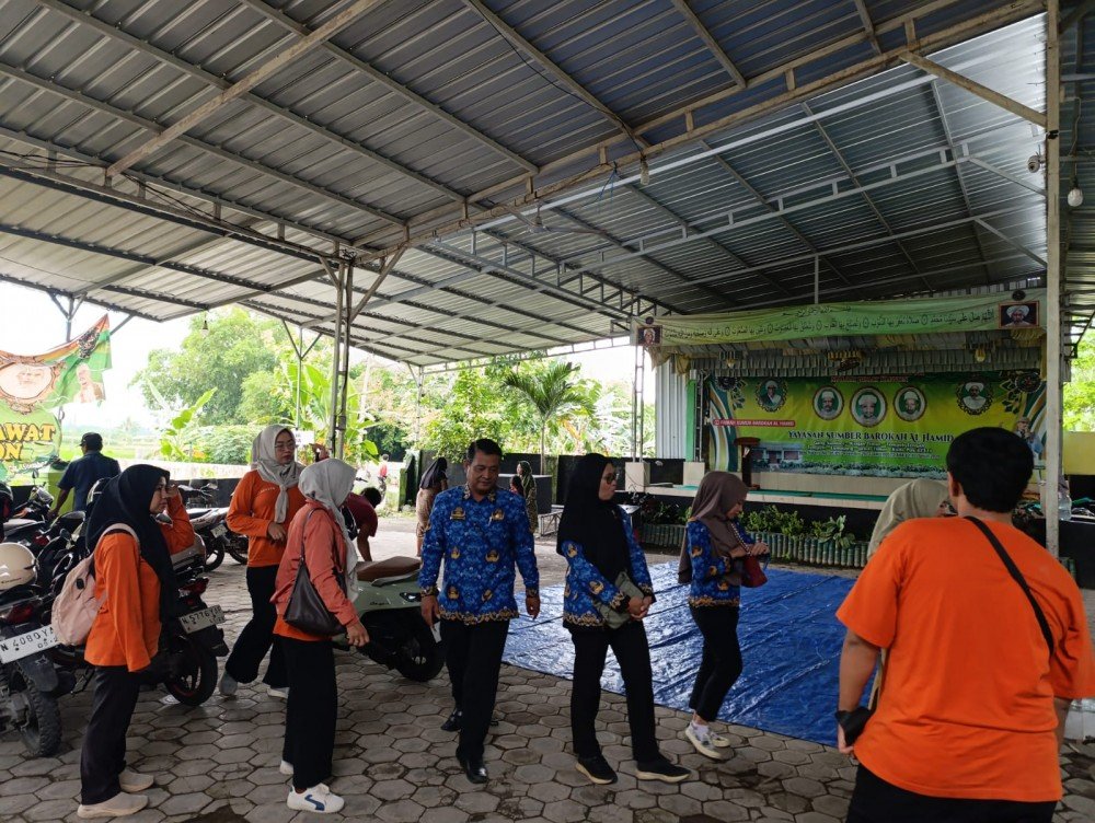 DLH Lumajang Soroti Pengelolaan Sampah di Wisata Religi Sumur Habib Soleh