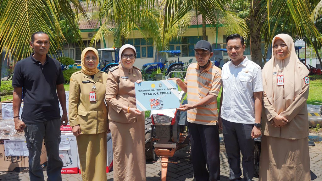 Lumajang Gelontorkan Alsintan untuk Dongkrak Pertanian Berkelanjutan