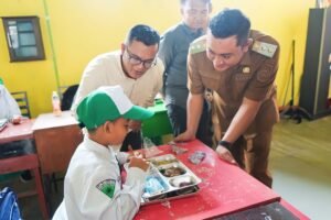 Wabup Lumajang Pastikan Distribusi Makan Bergizi Gratis Tepat Sasaran dan Higienis