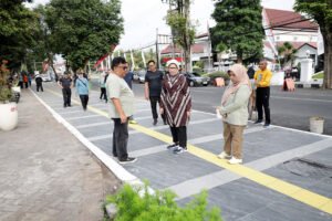 Bupati Minta Warga Saling Jaga Alun-Alun Lumajang Biar Tetap Nyaman