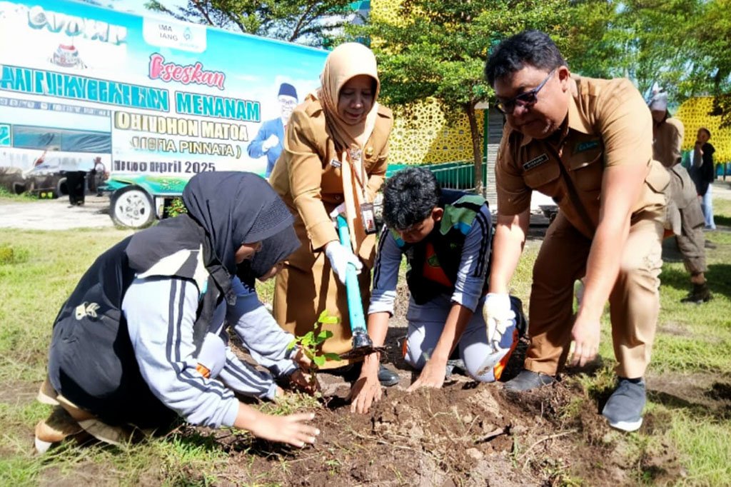 Dua Sekolah Raih Adiwiyata Nasional 2025, Lumajang Ajak Lebih Banyak Satuan Pendidikan Peduli Lingkungan