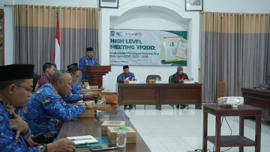 Lumajang Pacu Digitalisasi Layanan: Non-Tunai dan Integrasi Sistem Didorong Lewat HLM TP2DD