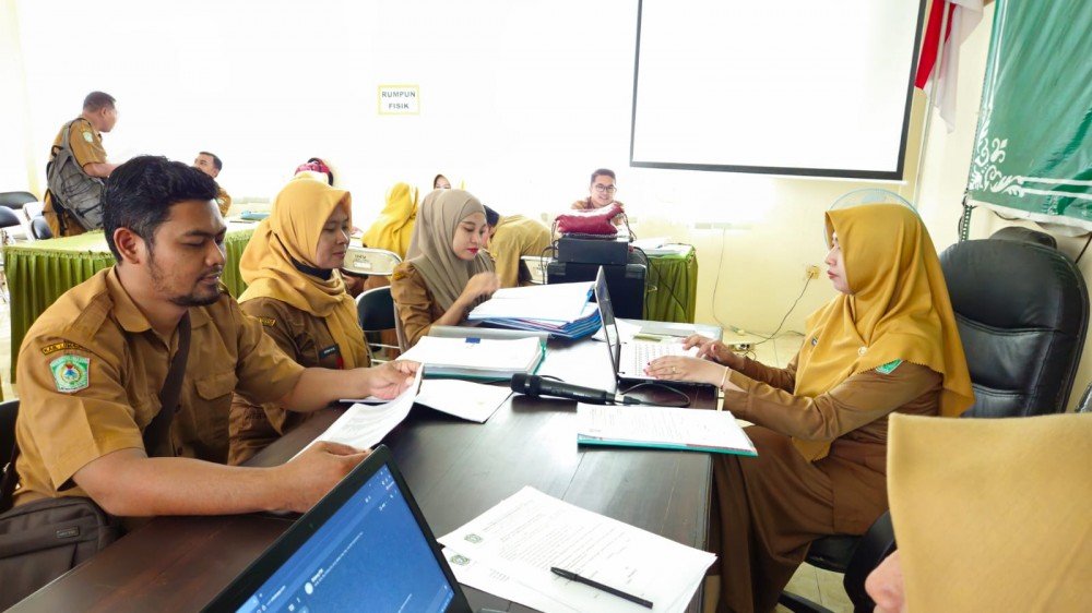 DPMD Lumajang Evaluasi Lima Fokus Utama Tata Kelola Desa Tempeh Tengah