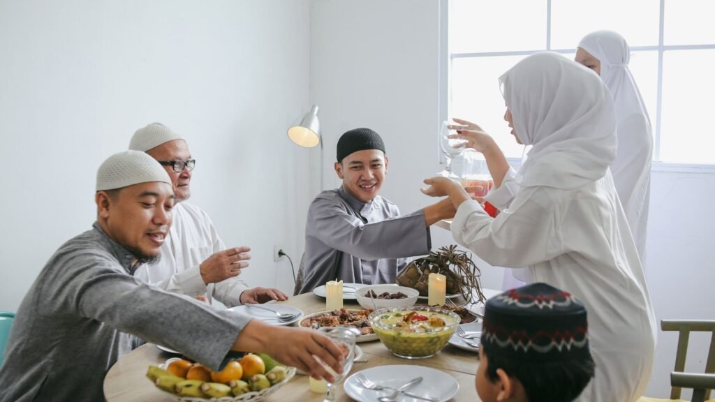 Tren Baju Lebaran 2026: Warna Pilihan, Model Modern, dan Tips Tampil Elegan di Hari Raya