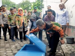 Bupati Lumajang Tekankan Penerapan SOP dalam Program Makan Bergizi Gratis