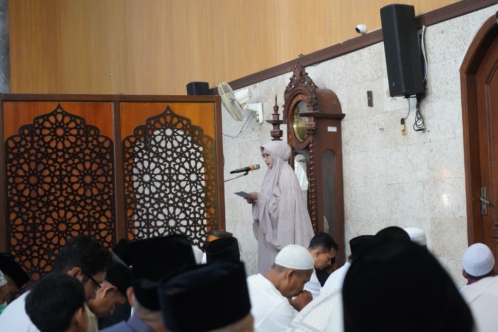 Salat Idulfitri di Lumajang Jadi Momentum Perkuat Kedekatan Pemimpin dan Warga