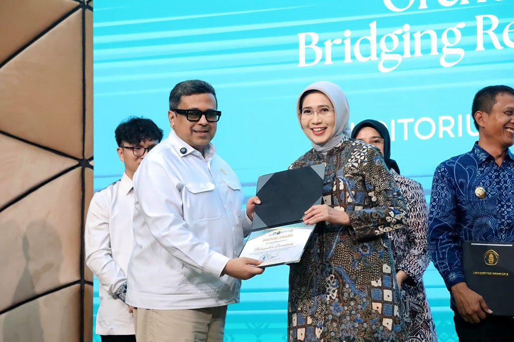 Sabet Penghargaan Nasional, Lumajang Sukses Sulap Label Halal Jadi Mesin Ekonomi Daerah