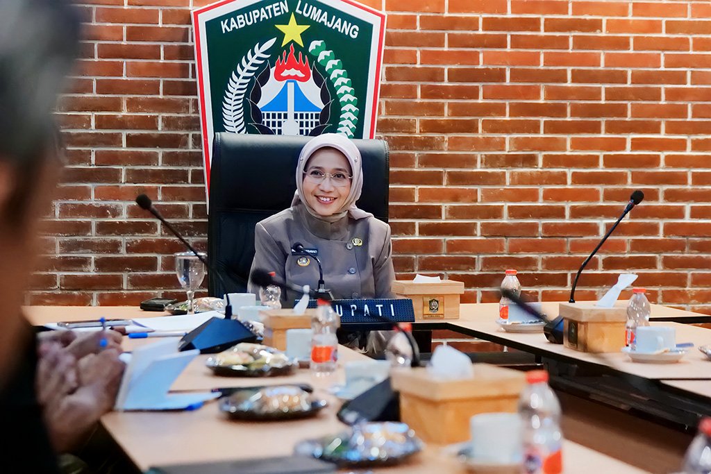 Gandeng KADIN, Pemkab Lumajang Teken MoU Ritel Modern untuk Wadahi Produk UMKM