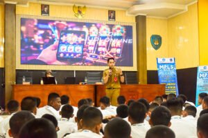Masuk Sekolah, Kominfo Lumajang Gembleng Pelajar Baru Bahaya Judi Online dan Hoaks di Momen MPLS