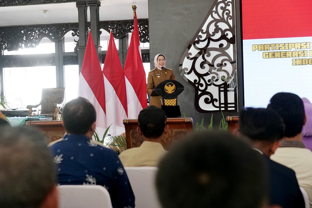 Hadiri Sarasehan Kebangsaan PEPABRI, Bupati Lumajang Ajak Generasi Muda Kuatkan Karakter di Era Digital
