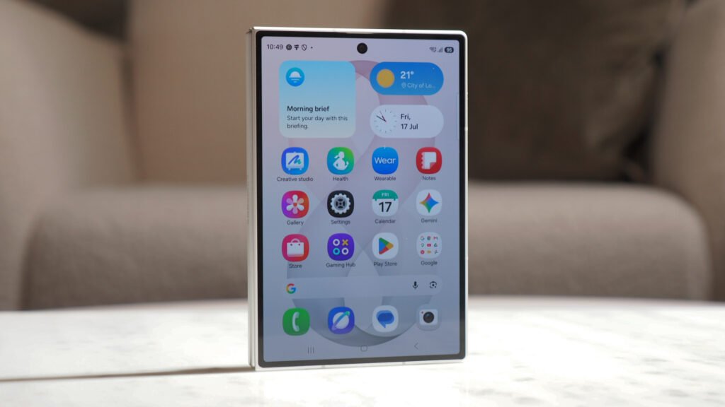 Samsung Z Fold 8: Era Baru HP Lipat Tipis, Ringan, dan Makin Pintar