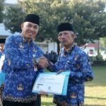 Masuk Masa Purna Tugas, 34 PNS Lumajang Terima Piagam Penghargaan dari Pemkab