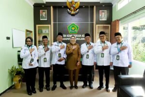 Kaji Hibah Guru Non-NIP dan Seragam Gratis Madrasah, Bupati Lumajang Perkuat Sinergi dengan Kemenag
