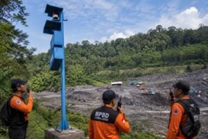 Adopsi Kecerdasan Buatan, BPBD Lumajang Modifikasi EWS Gunung Semeru Berbasis Deteksi Getaran