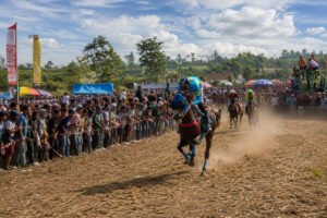Buka Kejuaraan Pacuan Kuda Bupati Cup 2026, Wabup Mas Yudha Dorong Pembinaan Atlet dan Joki Berprestasi