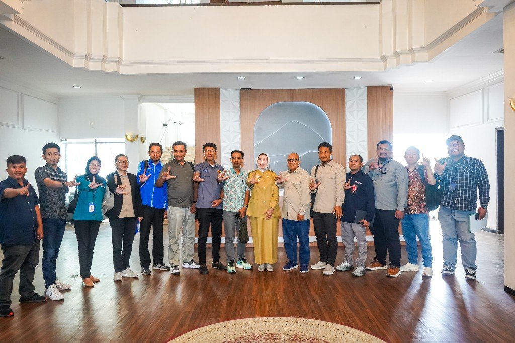Dukung Revitalisasi Kota, Pemkab Lumajang Rancang Bentangan Kabel Berestetika di Jalan PB Sudirman