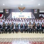 Kukuhkan 75 Anggota Paskibraka Lumajang 2026, Bunda Indah Minta Jadi Pelopor Disiplin dan Moral