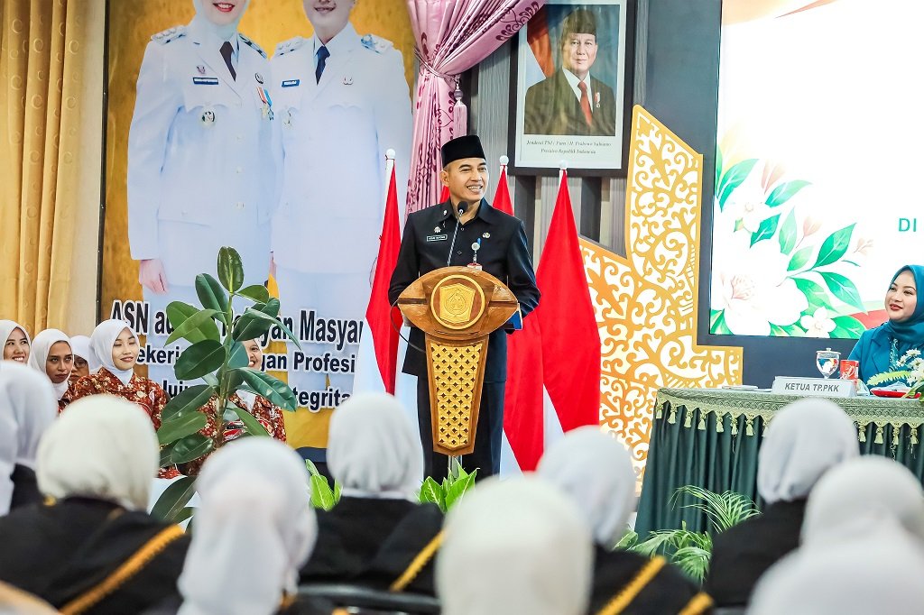 Resmi Dilantik, 67 Kepala TK Dharma Wanita Lumajang Didorong Sekda Agus Triyono Perkuat Pendidikan Karakter Anak Usia Dini