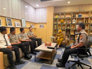 Terima Kunjungan Kapolres Baru, Bupati Bunda Indah Perkuat Sinergi Pemkab Lumajang dan Kepolisian
