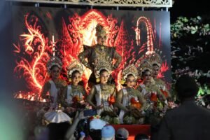 Unjuk Seni Tradisi dan Kreativitas, 32 Kontingen Pukau Warga di Lumajang Carnival 2026