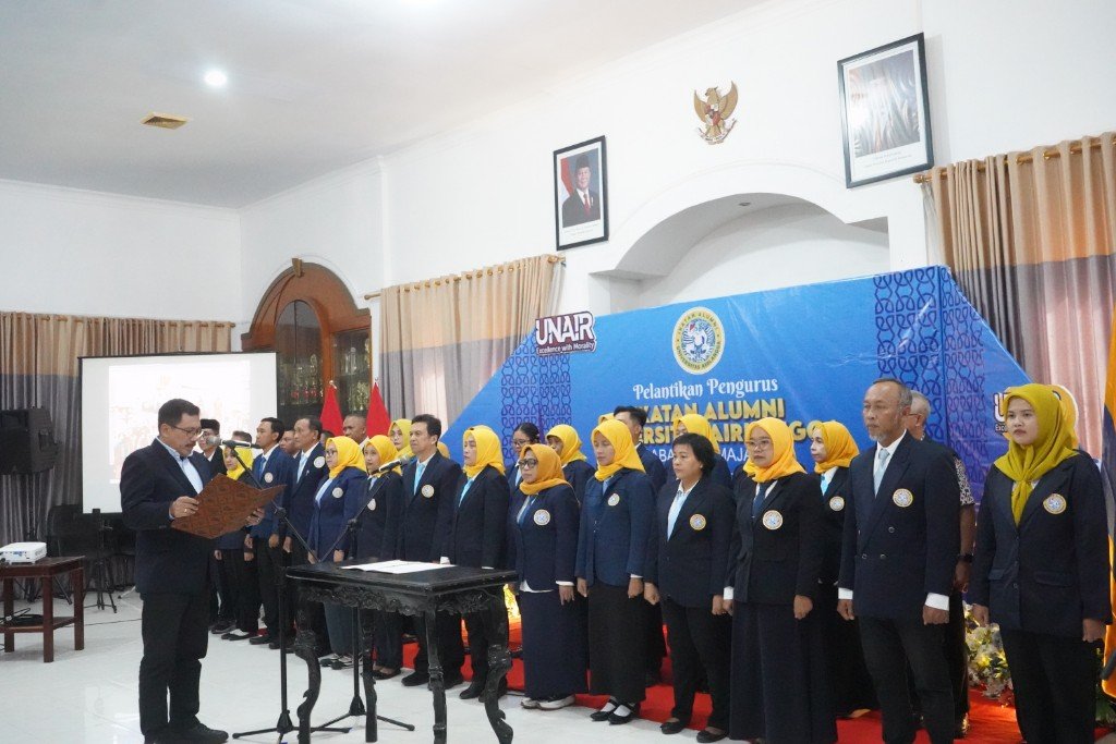 Lantik Pengurus IKA UNAIR Lumajang Masa Bakti 2025–2030, Bunda Indah Dorong Peran Mitra Strategis Daerah
