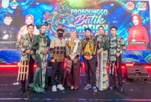 Unjuk Gigi di Batik in Motion 2026, Pesona Batik Rangsang Lumajang Pukau Panggung Fesyen Jatim
