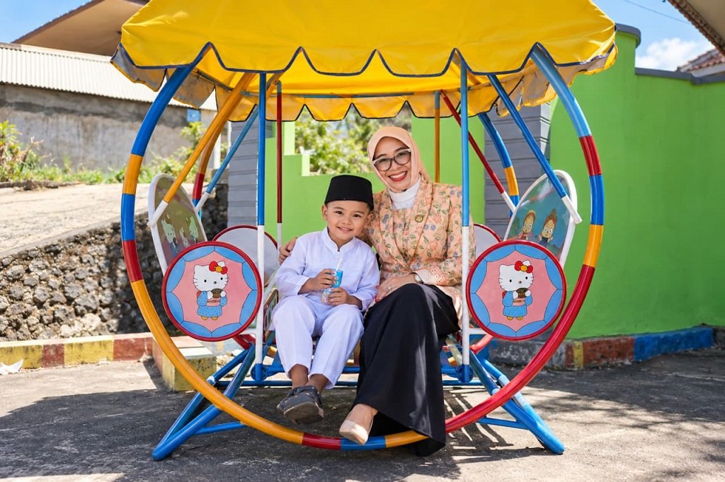TK di Pronojiwo Lumajang Terima Bantuan Alat Permainan Edukatif
